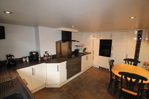 Kitchen/Diner- click for photo gallery